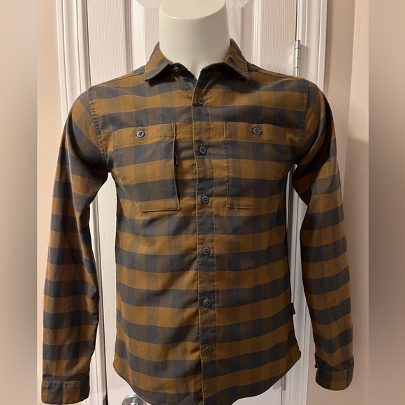 Mens Patagonia Long Sleeve Plaid Outdoor Shirt Size Small - Picture 2 of 12